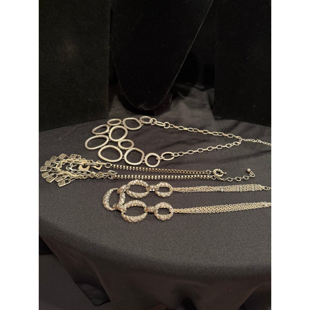 Lot of 3 silver toned statement necklaces, Armani Exchange and Alfani - Picture 12 of 12